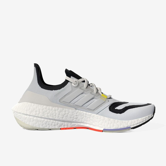 Sepatu Lari Womens Adidas Ultraboost 22 Core White Core White Solar Red GX8017