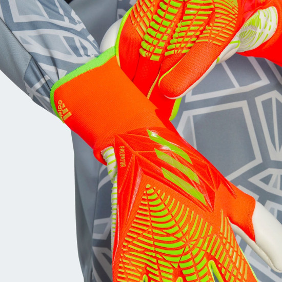 Sarung Tangan Kiper Adidas Predator Edge GL Pro Solar Red HC0603 Sarung Tangan Kiper Adidas Predator Edge GL Pro Solar Red HC0603