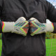 Sarung Tangan Kiper Adidas Predator Pro Promo Silver HM4075 Sarung Tangan Kiper Adidas Predator Pro Promo Silver HM4075
