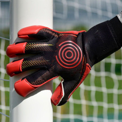 Sarung Tangan Kiper Gloveglu Lab Fre Megagrip Plus Fire Red Black 70062101