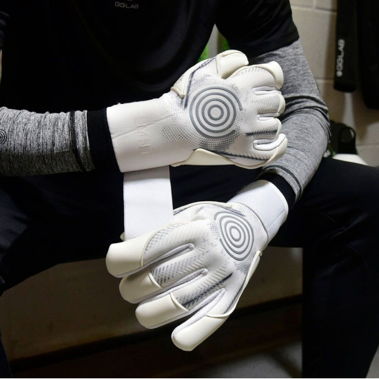 Sarung Tangan Kiper Gloveglu Lab WND Gloveglu Air White 70062103 Sarung Tangan Kiper Gloveglu Lab WND Gloveglu Air White 70062103