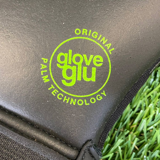 Sarung Tangan Kiper Gloveglu Lab Intron Black 901002 Sarung Tangan Kiper Gloveglu Lab Intron Black 901002
