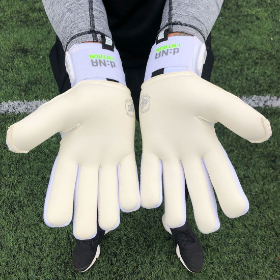 Sarung Tangan Kiper Gloveglu Lab Intron White 901003 Sarung Tangan Kiper Gloveglu Lab Intron White 901003