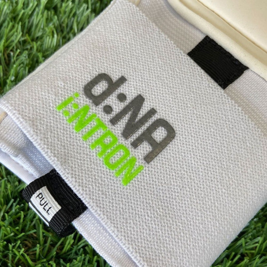 Sarung Tangan Kiper Gloveglu Lab Intron White 901003 Sarung Tangan Kiper Gloveglu Lab Intron White 901003
