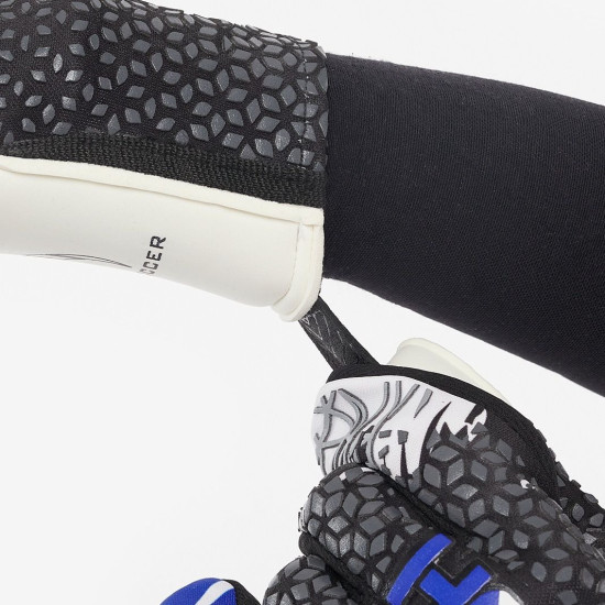 Sarung Tangan Kiper HO Scotland World Cup 2022 First Evolution Patriot Gloves Black White Blue 052.0164 Sarung Tangan Kiper HO Scotland World Cup 2022 First Evolution Patriot Gloves Black White Blue 052.0164