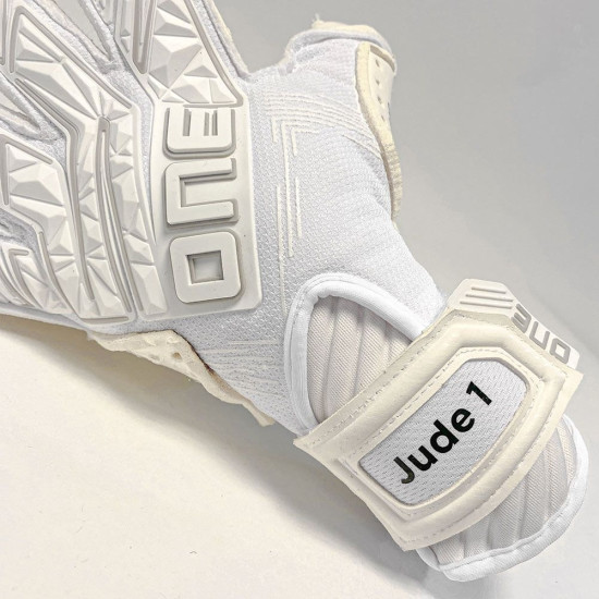 Sarung Tangan Kiper One Apex Pro Exalt White GLV-APEX-EXA Sarung Tangan Kiper One Apex Pro Exalt White GLV-APEX-EXA