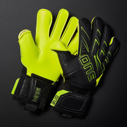 Sarung Tangan Kiper One Apex Hypr Black Fluo GLV-APEX-HYP