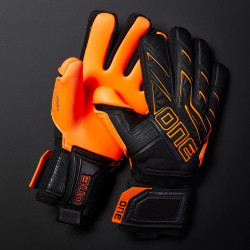 Sarung Tangan Kiper One Apex Magma Black Orange GLV-APEX-MA