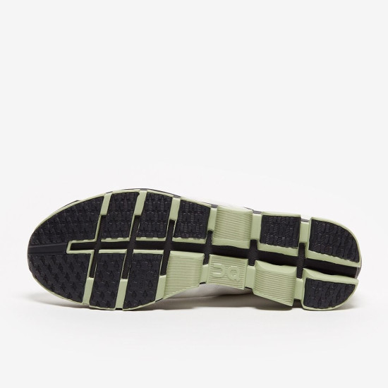 Sepatu Lari On Cloudflash White Black M36.99643 Sepatu Lari On Cloudflash White Black M36.99643