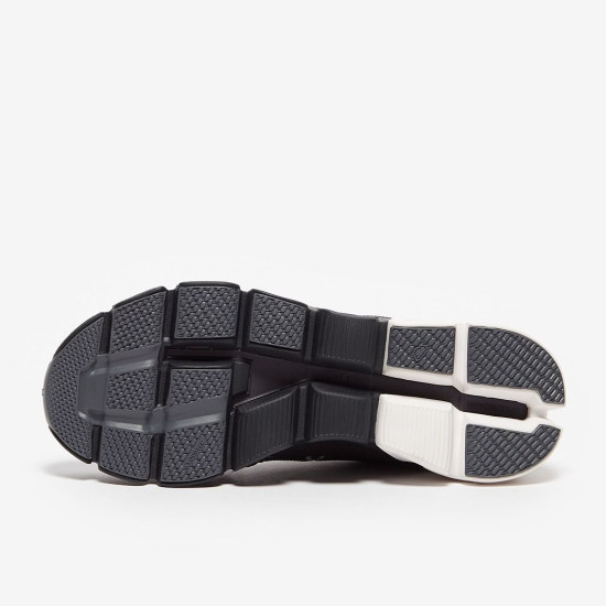 Sepatu Lari On Cloudflyer Wide Black White M51.99067