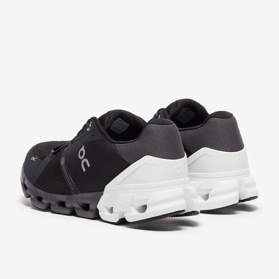 Sepatu Lari On Cloudflyer 4 Wide Black White M81.98664 Sepatu Lari On Cloudflyer 4 Wide Black White M81.98664