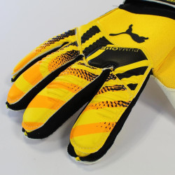 Sarung Tangan Kiper Puma One Grip 1 RC Yellow Black 04165102