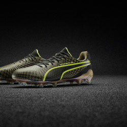 Sepatu Bola Puma King Ultimate x Porsche SE FG AG Olive Drab Puma Black Puma Gold 10848401