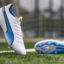 Sepatu Bola Puma King  Ultimate FG/AG Puma White Black Blue 10709701