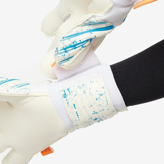 Sarung Tangan Kiper RWLK Picasso Pro Line Hybrid White Blue RW20007 Sarung Tangan Kiper RWLK Picasso Pro Line Hybrid White Blue RW20007