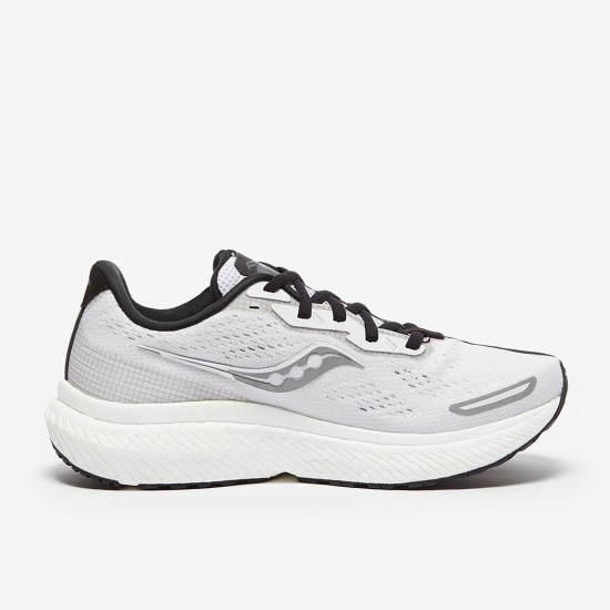 Sepatu Lari Saucony Triumph 19 Black White S20678-60